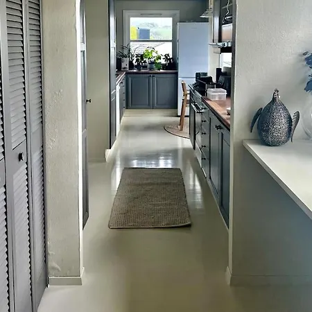Beautiful Seafront Home, 5 Min To Ons Villa *
