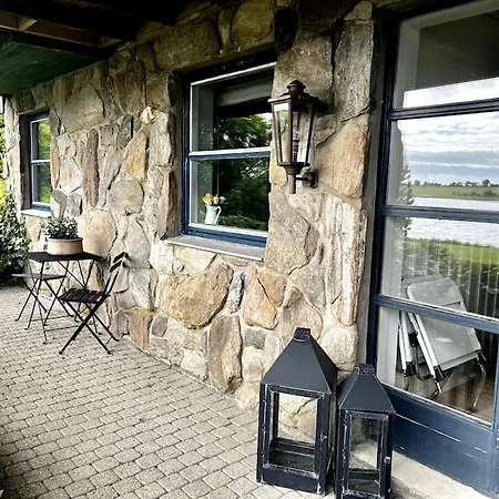 Beautiful Seafront Home, 5 Min To Ons Villa *